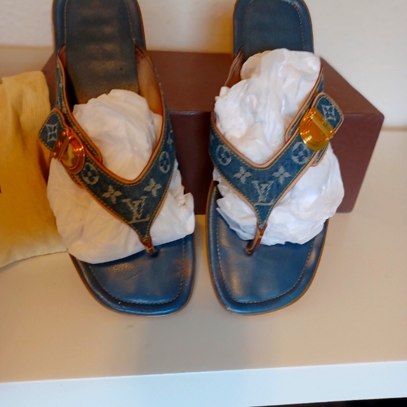 Louis Vuitton Denim Sandle - Picture 1 of 10